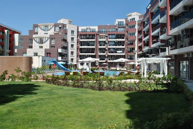 Admiral Plaza Holiday Apartments Sunny Beach Exterior photo